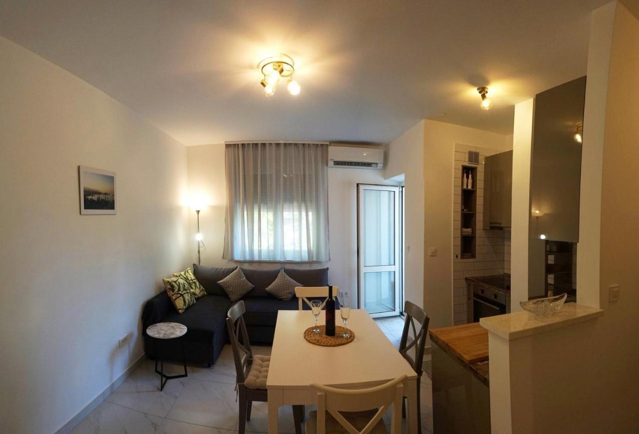 Deluxe Apartment Joia With Balcony On The Beach Bacvice, Free Parking, Old Town, Near Ferry Port 스플리트 외부 사진